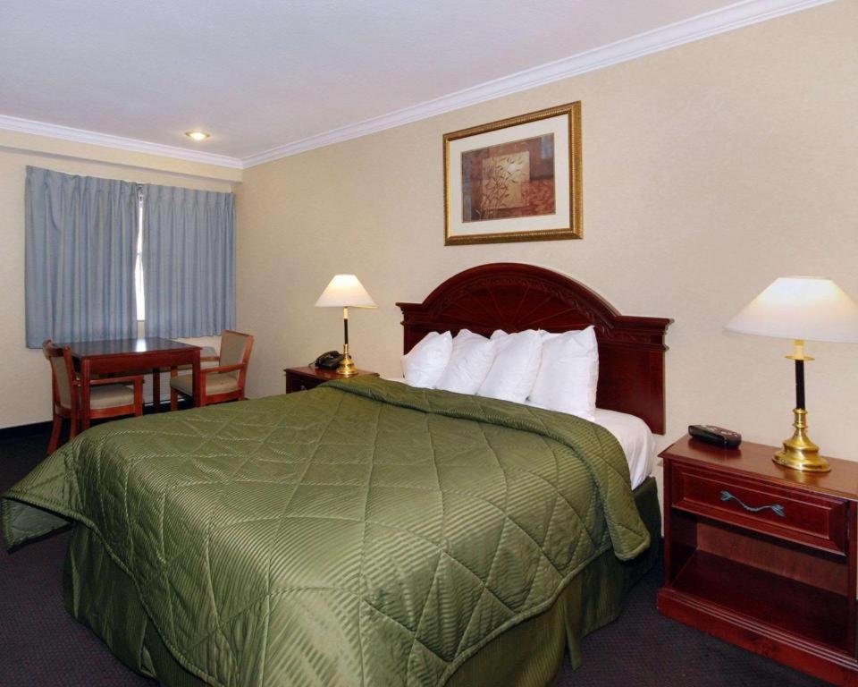 Quality Inn Near City Of Hope Duarte Exteriör bild